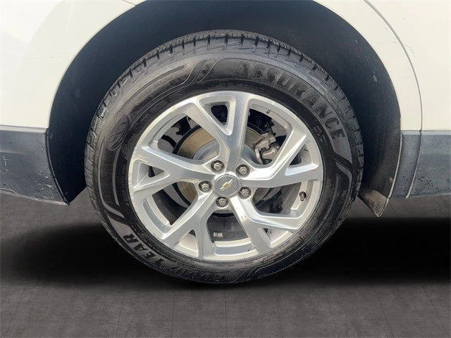2019 Chevrolet Equinox - Image 10 of 21