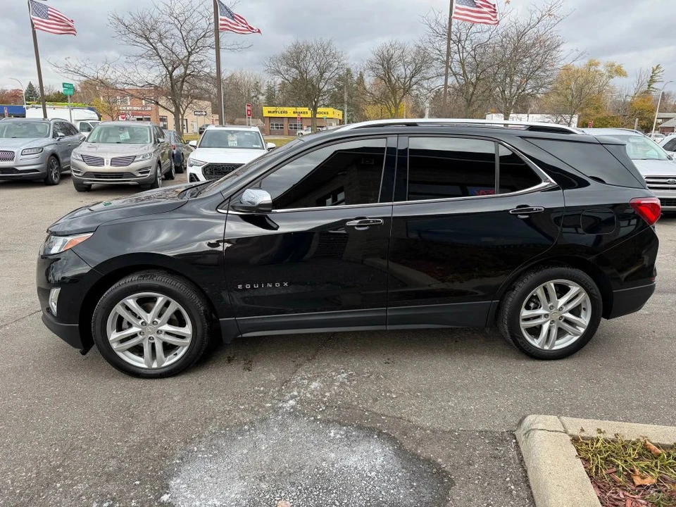 2019 Chevrolet Equinox - Image 2 of 12
