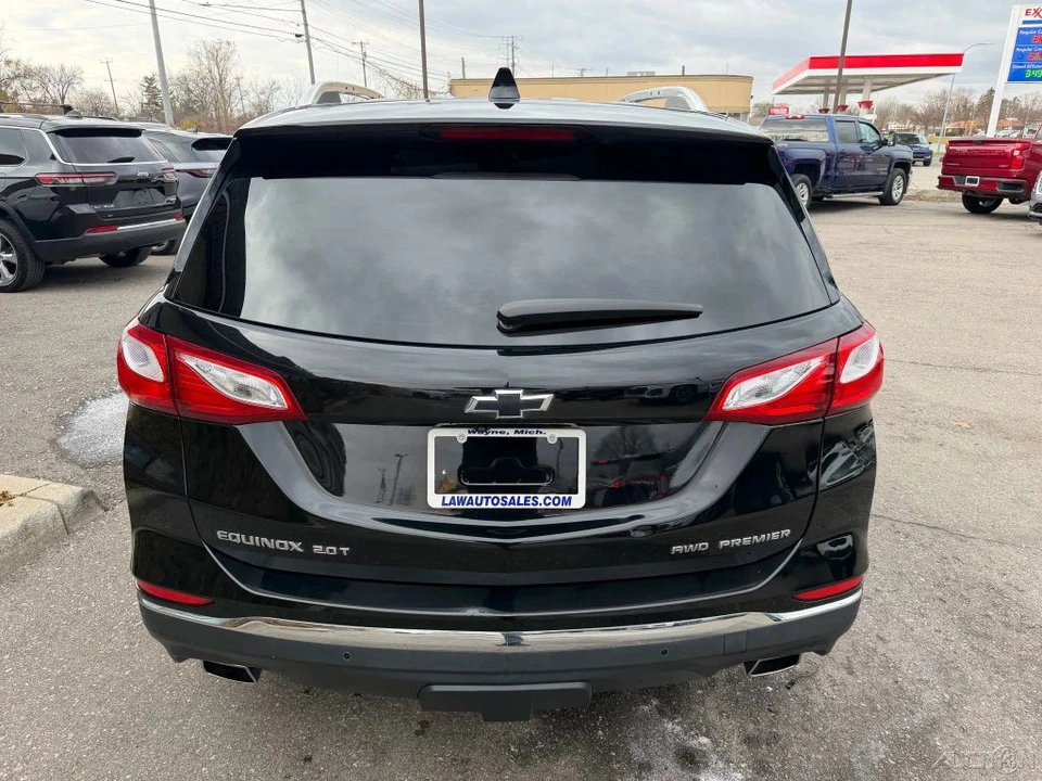 2019 Chevrolet Equinox - Image 4 of 12