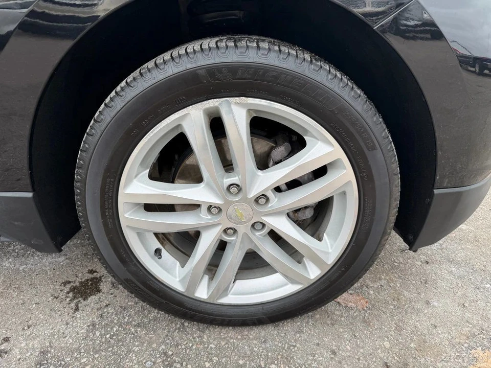 2019 Chevrolet Equinox - Image 14 of 21