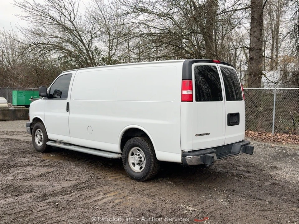 2019 Chevrolet Express - Image 3 of 12