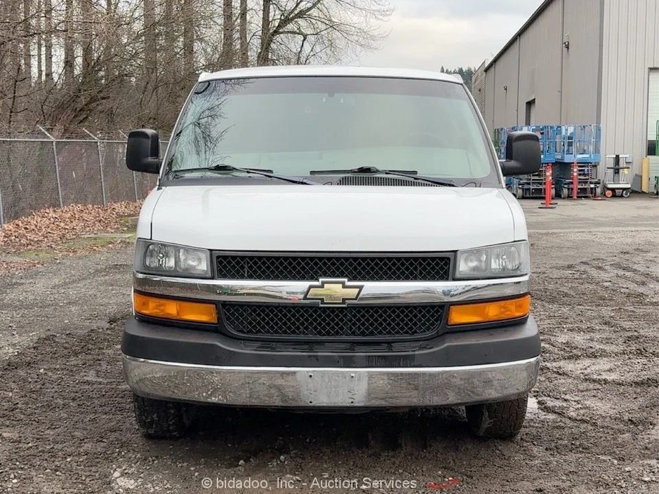 2019 Chevrolet Express - Image 7 of 12