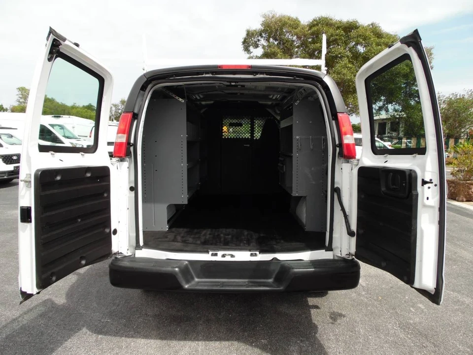 2019 Chevrolet Express - Image 8 of 21