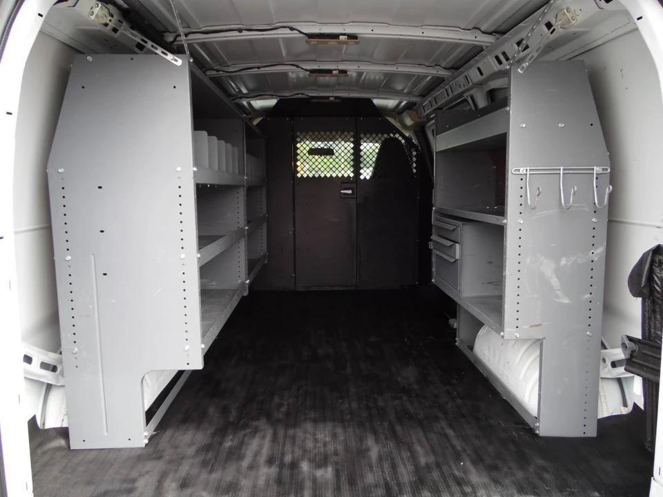 2019 Chevrolet Express - Image 9 of 21