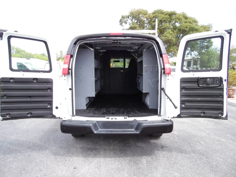 2019 Chevrolet Express - Image 7 of 21
