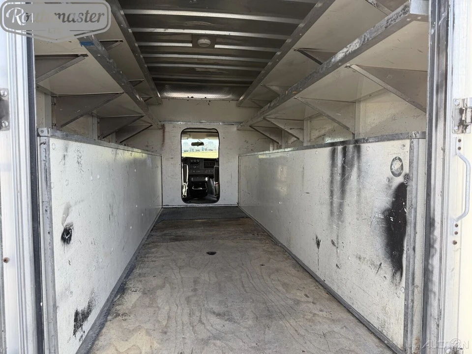 2019 Chevrolet Express - Image 12 of 12