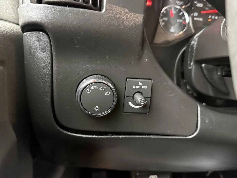 2019 Chevrolet Express - Image 12 of 20