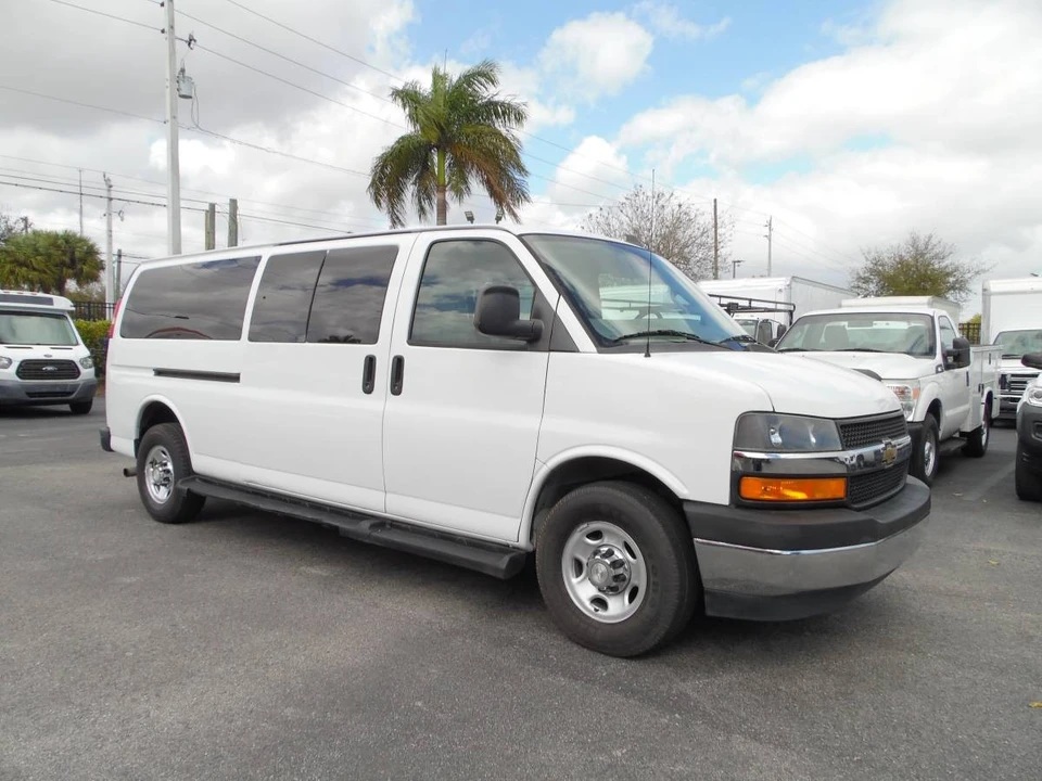 2019 Chevrolet Express - Image 3 of 21