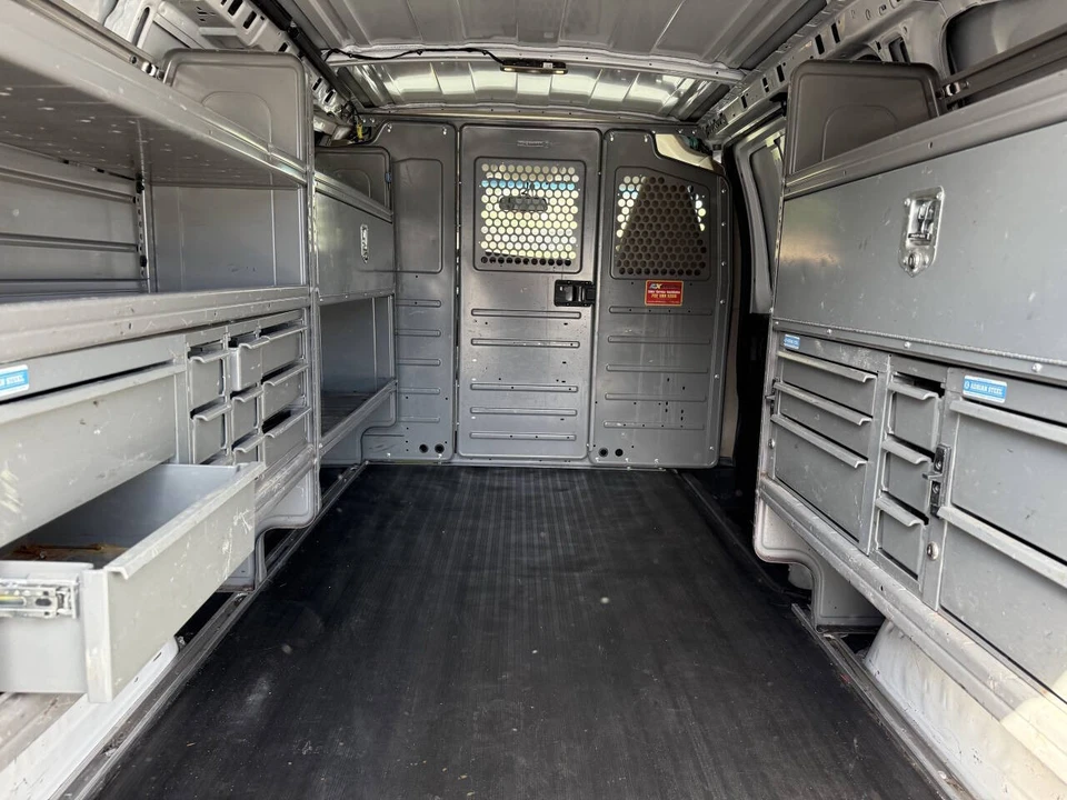 2019 Chevrolet Express - Image 13 of 21