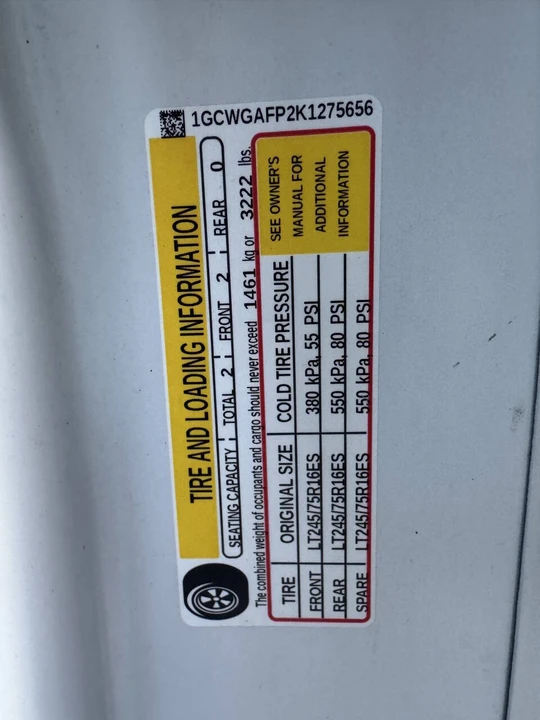 2019 Chevrolet Express - Image 18 of 21