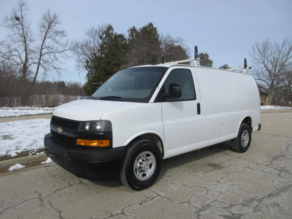 2019 Chevrolet Express - Image 2 of 21