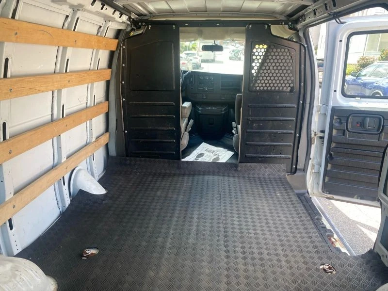 2019 Chevrolet Express - Image 12 of 12