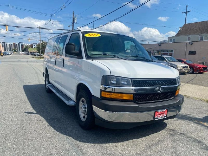 2019 Chevrolet Express - Image 3 of 12