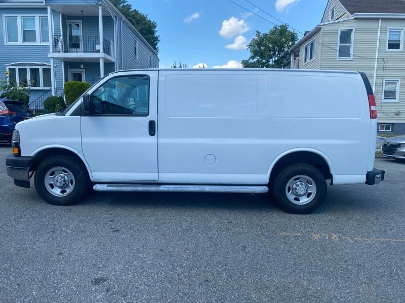 2019 Chevrolet Express - Image 8 of 12