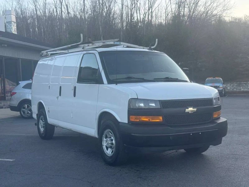 2019 Chevrolet Express - Image 5 of 12