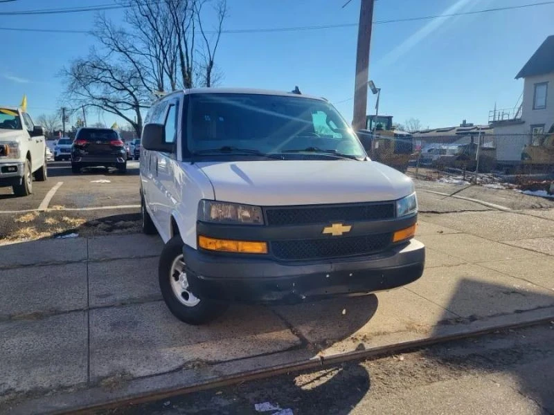 2019 Chevrolet Express - Image 7 of 12