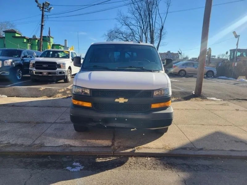 2019 Chevrolet Express - Image 5 of 12
