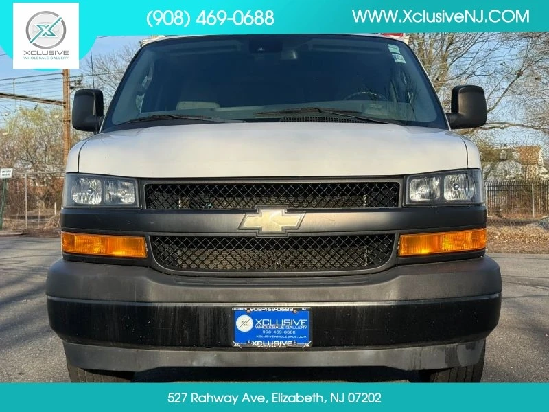 2019 Chevrolet Express - Image 6 of 12
