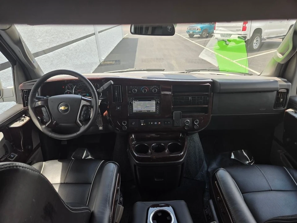 2019 Chevrolet Express - Image 2 of 12
