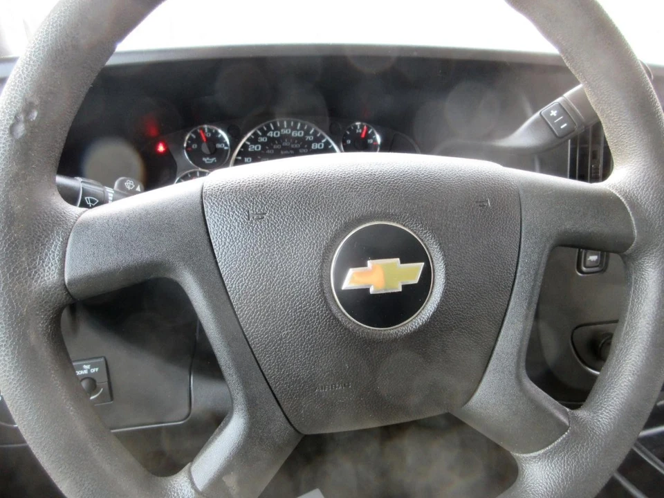 2019 Chevrolet Express - Image 20 of 21