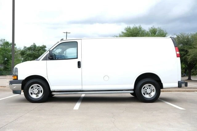 2019 Chevrolet Express - Image 7 of 21