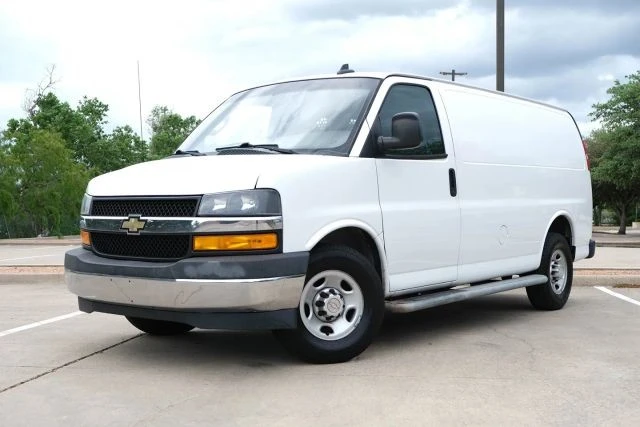 2019 Chevrolet Express - Image 5 of 21