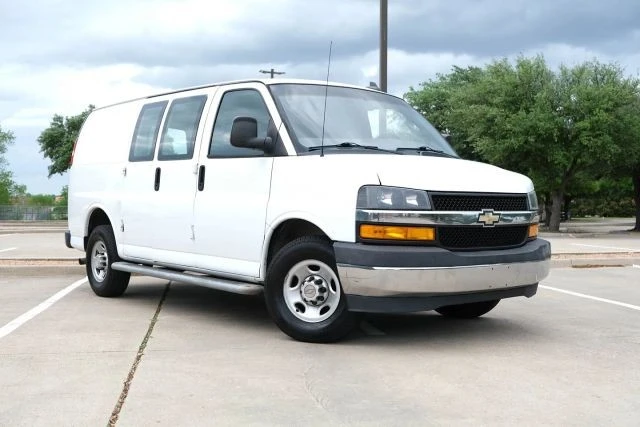 2019 Chevrolet Express - Image 3 of 21
