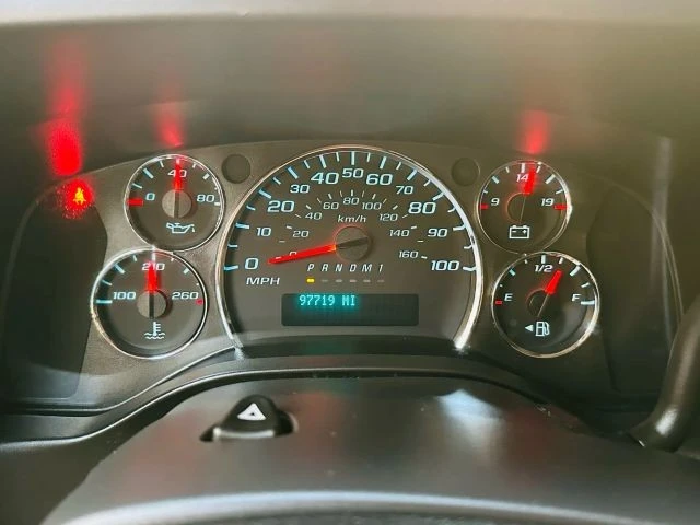 2019 Chevrolet Express - Image 17 of 21