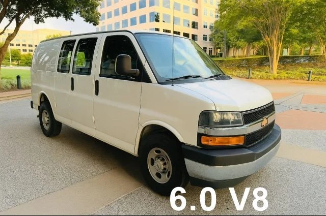 2019 Chevrolet Express - Image 4 of 21