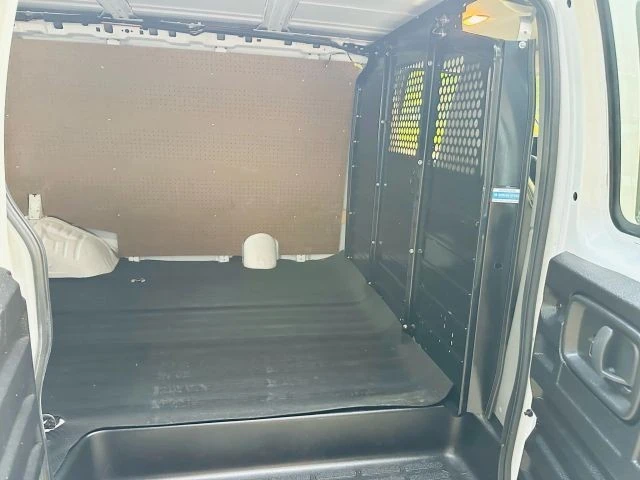 2019 Chevrolet Express - Image 11 of 21