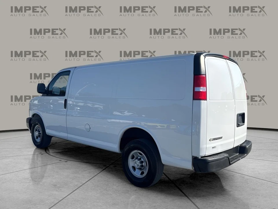 2019 Chevrolet Express - Image 3 of 12