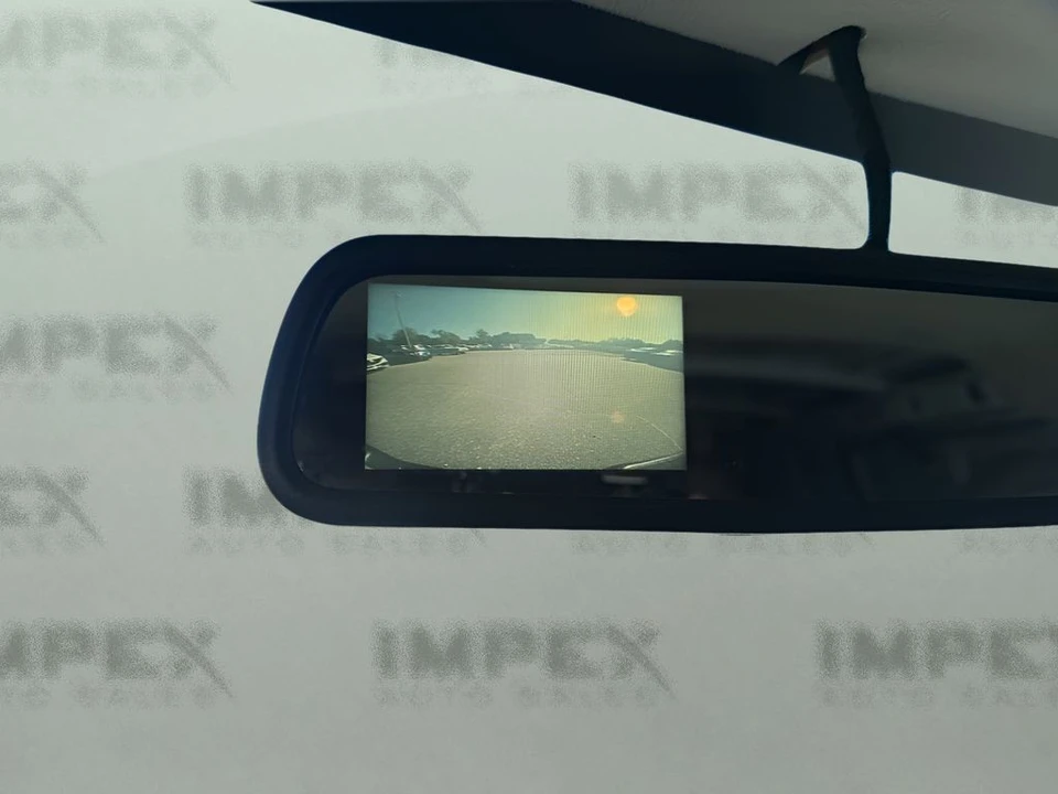 2019 Chevrolet Express - Image 16 of 21