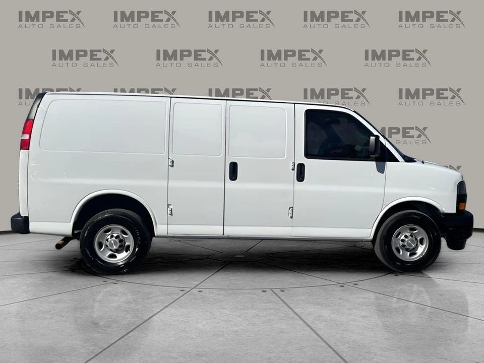 2019 Chevrolet Express - Image 6 of 21