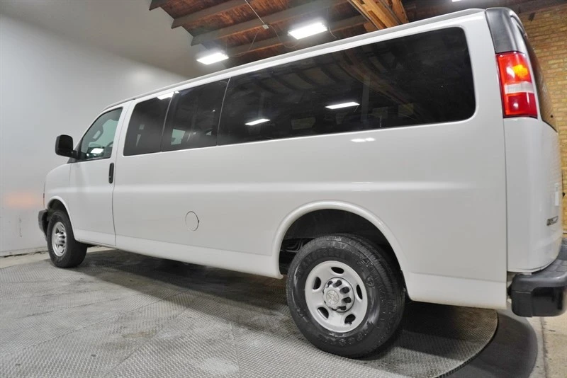 2019 Chevrolet Express - Image 18 of 21