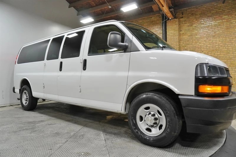 2019 Chevrolet Express - Image 7 of 21