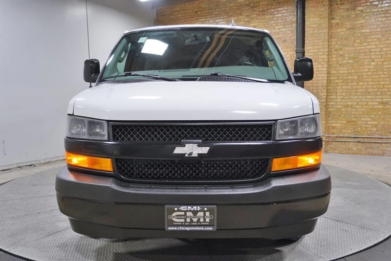 2019 Chevrolet Express - Image 4 of 21