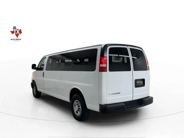 2019 Chevrolet Express - Image 5 of 21