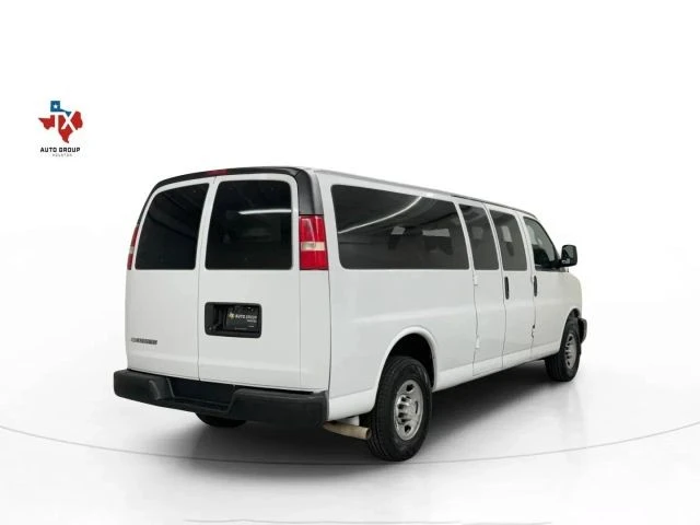 2019 Chevrolet Express - Image 7 of 21