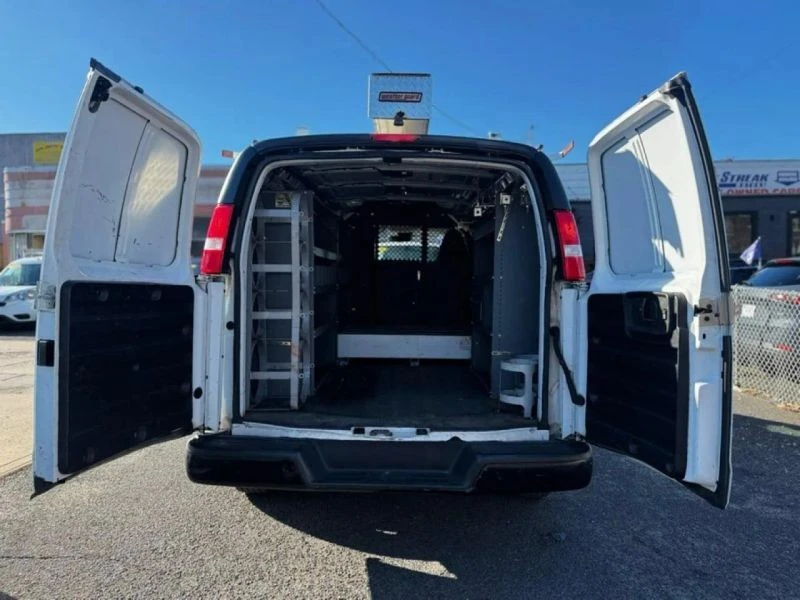 2019 Chevrolet Express - Image 12 of 12