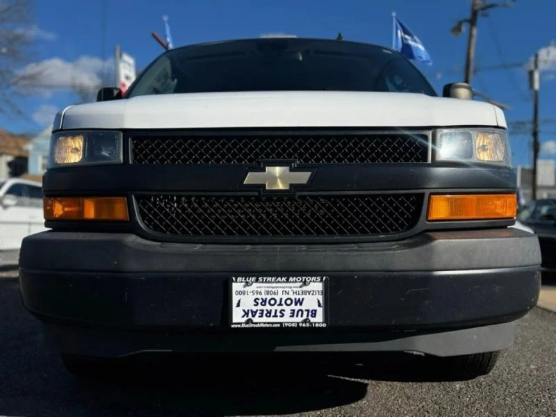 2019 Chevrolet Express - Image 3 of 12