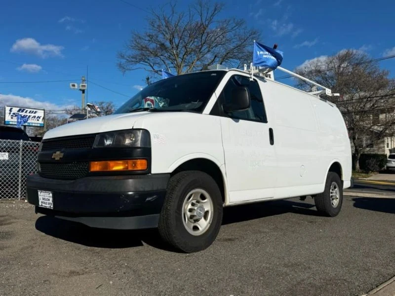 2019 Chevrolet Express - Image 7 of 12
