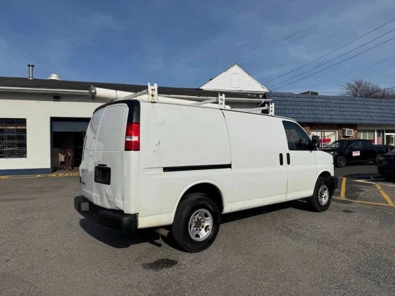 2019 Chevrolet Express - Image 12 of 12