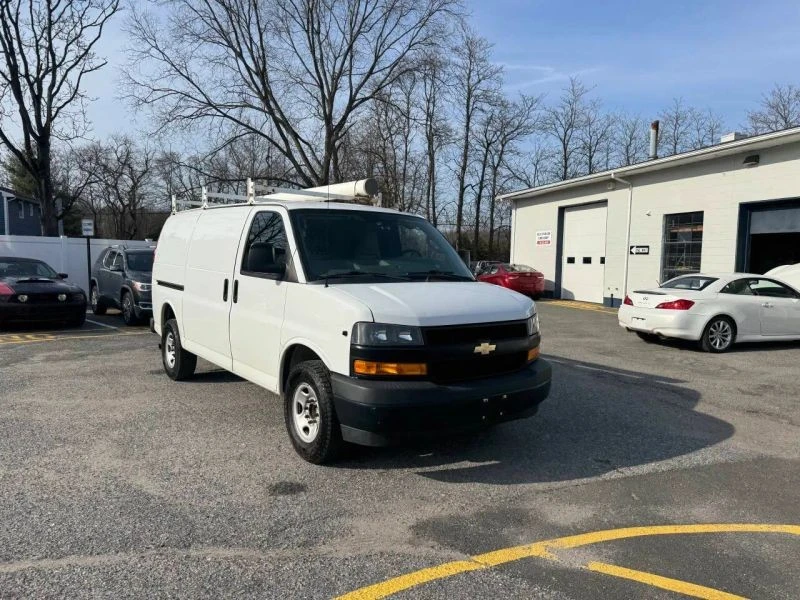 2019 Chevrolet Express - Image 5 of 12