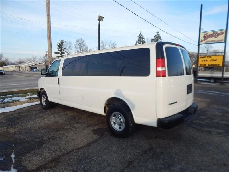 2019 Chevrolet Express - Image 2 of 12