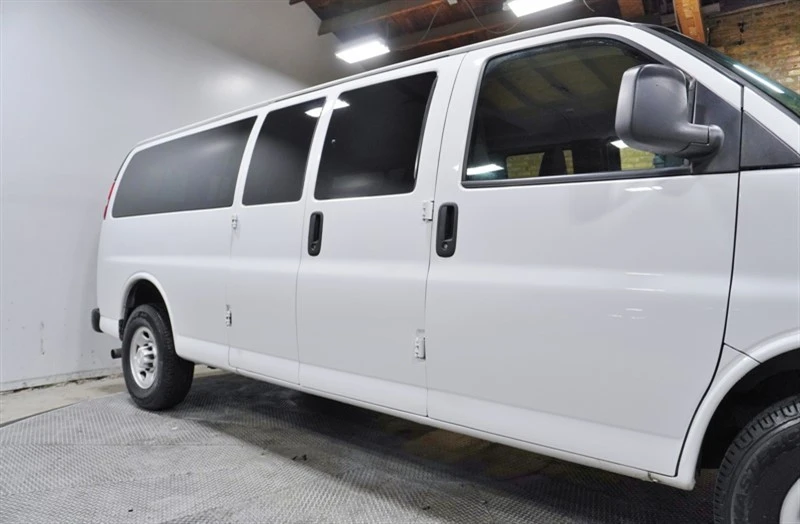 2019 Chevrolet Express - Image 8 of 12