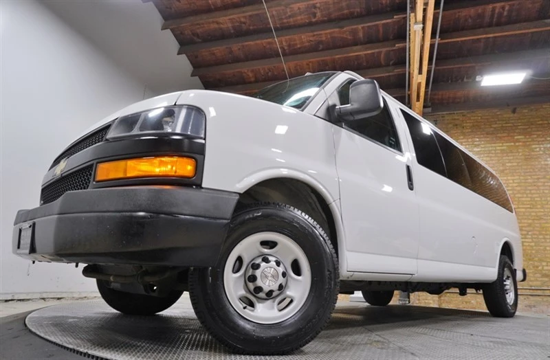 2019 Chevrolet Express - Image 3 of 12