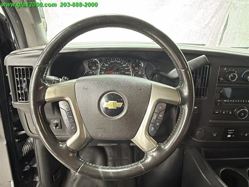 2019 Chevrolet Express - Image 4 of 20