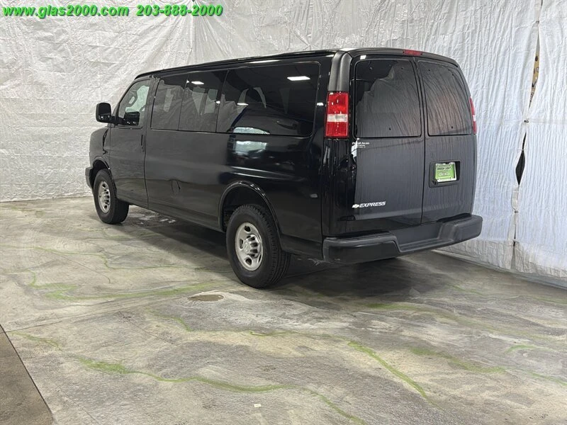 2019 Chevrolet Express - Image 7 of 20
