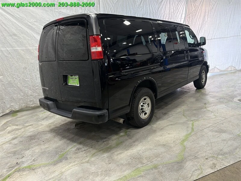 2019 Chevrolet Express - Image 8 of 20