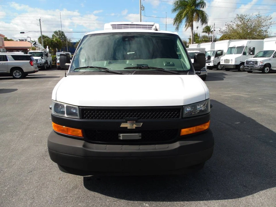 2019 Chevrolet Express - Image 2 of 21
